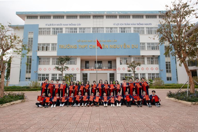Thời Điểm Chụp Ảnh Cấp 3 Đẹp Nhất, Hợp Lý Nhất | Cộng Studio