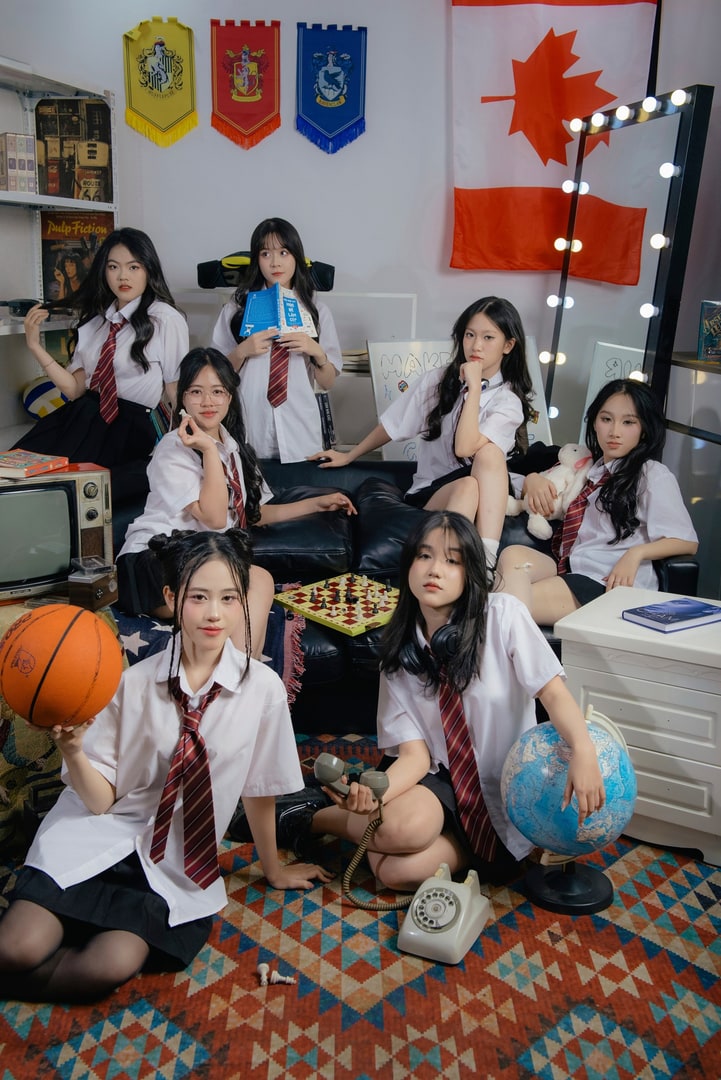 Chụp Ảnh Kỷ Yếu Lớp 12 Uy Tín - Ấn Tượng - Trọn Gói 2024